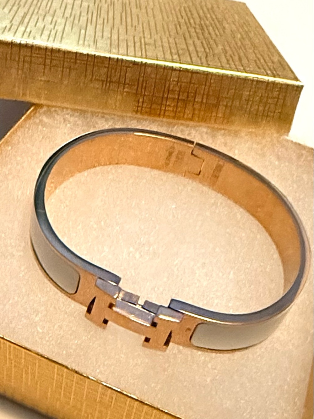 H White and Rose Gold enamel bracelet